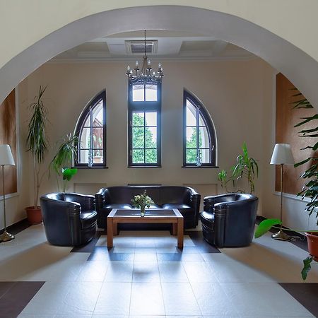 Hotel Casa Danielescu Târgu Jiu Exteriér fotografie