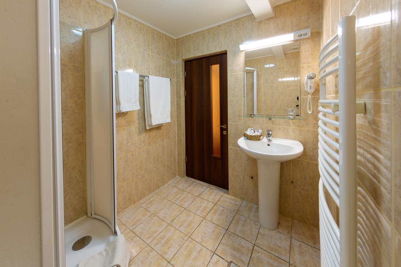 Hotel Casa Danielescu Târgu Jiu Exteriér fotografie