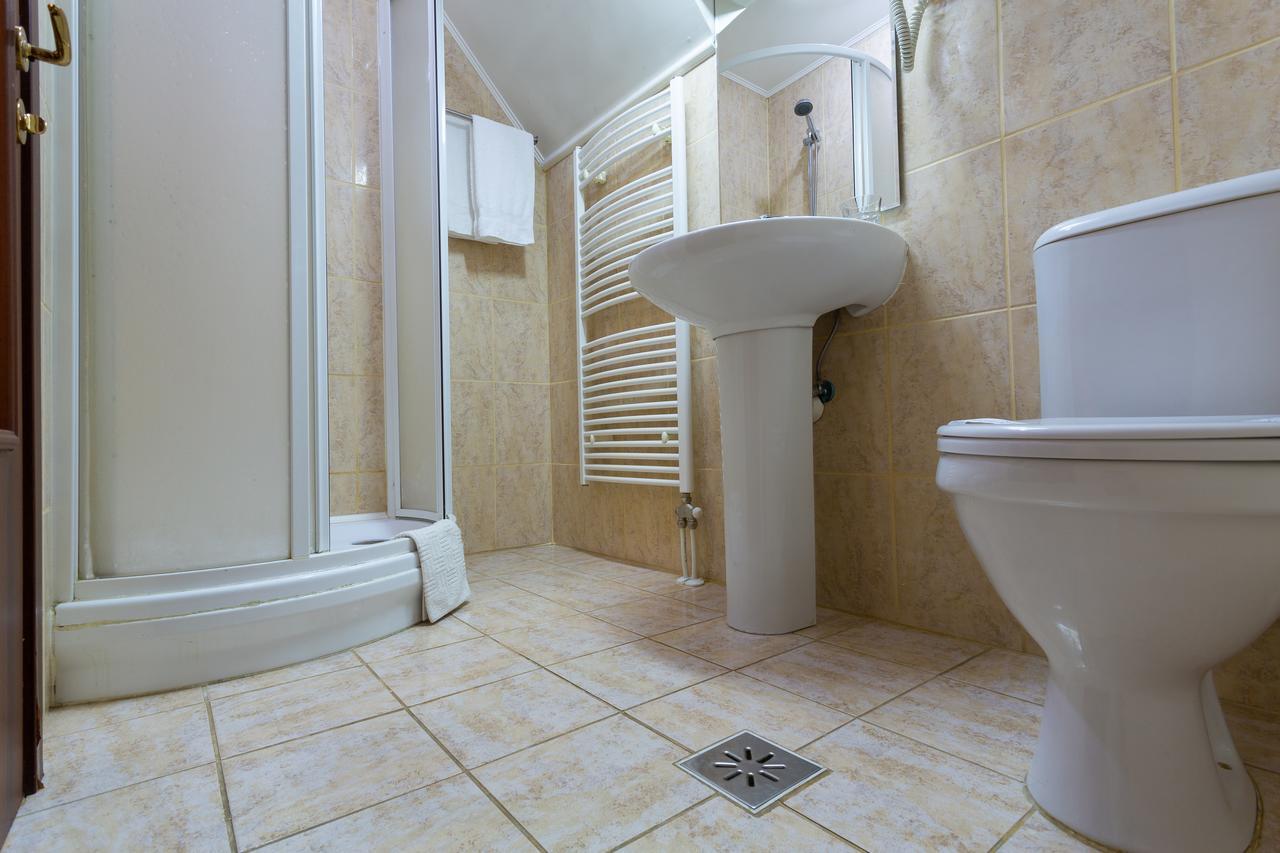 Hotel Casa Danielescu Târgu Jiu Exteriér fotografie